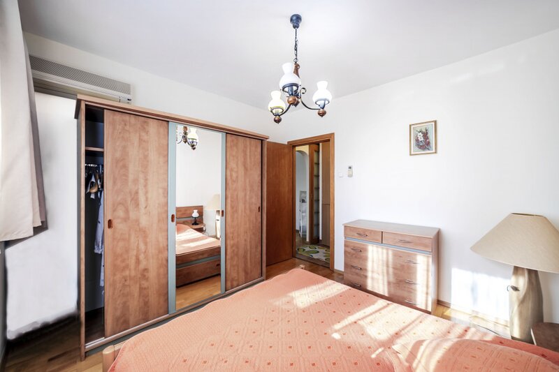 Ion Mihalache 158, Popisteanu, bloc reabilitat, etajul 3, modern, balcon generos.